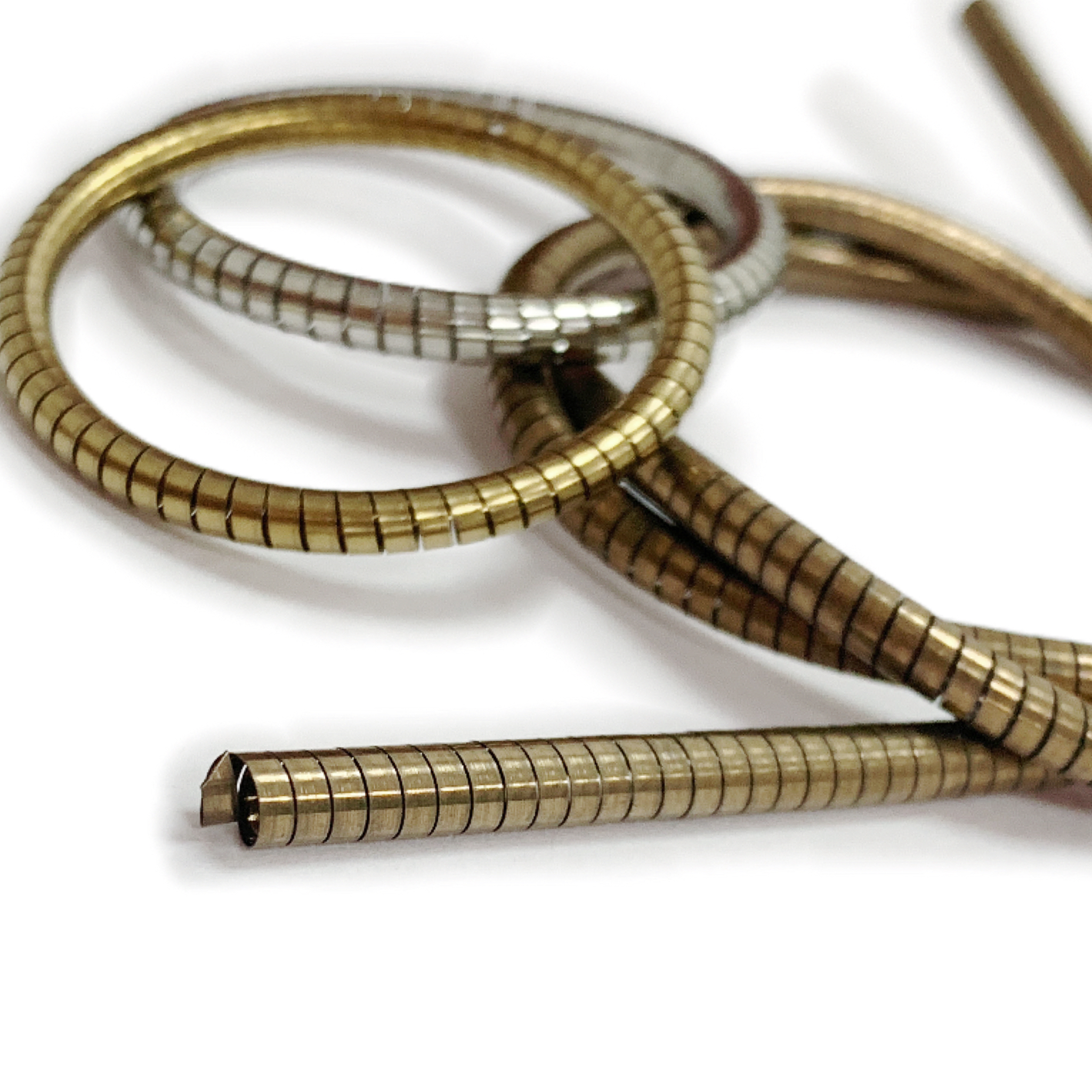 蓄能泛塞封彈簧