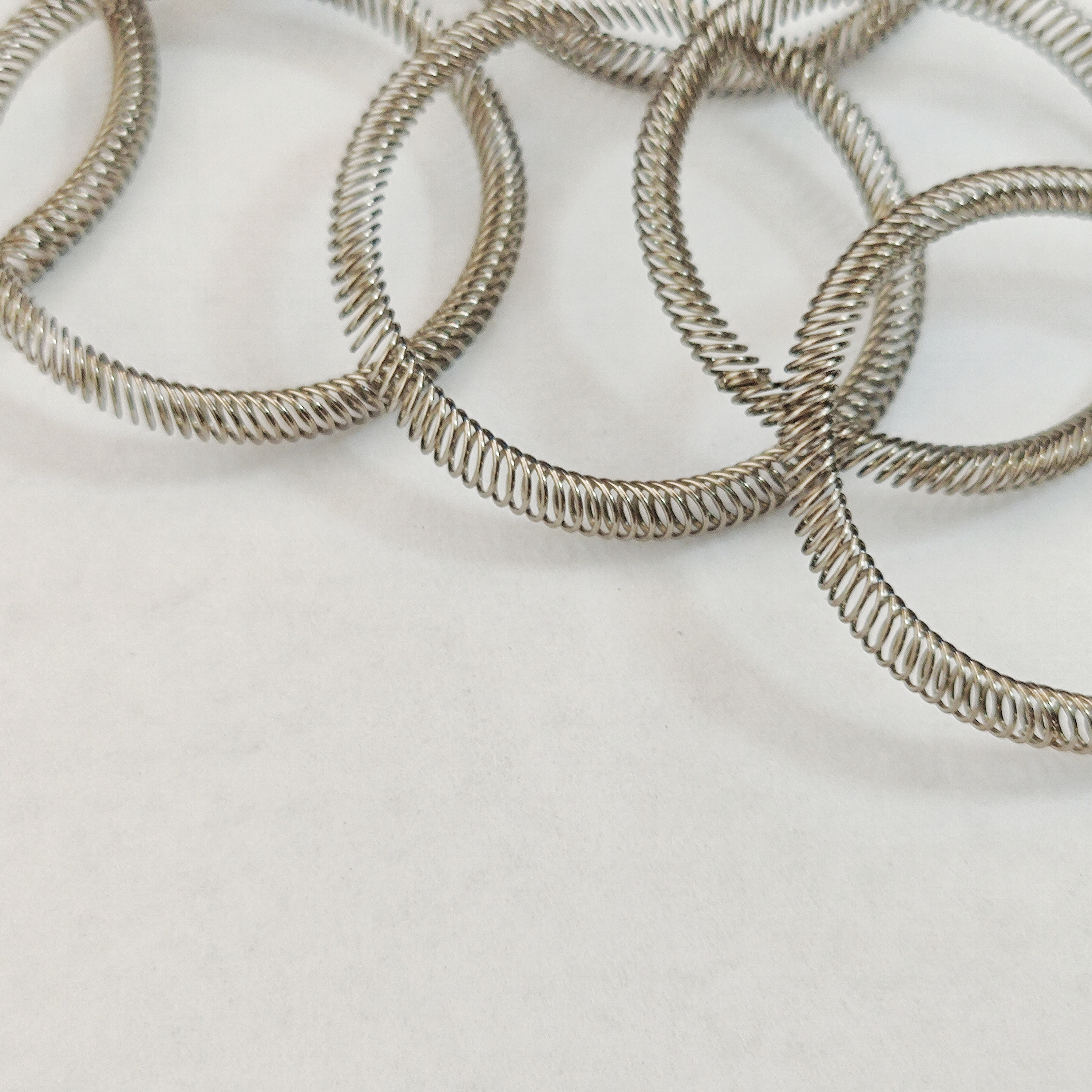 泛塞封斜圈彈簧